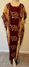 Load image into Gallery viewer, 100% Cotton Plus size 1X 2X 3X Cotton Print Caftan !