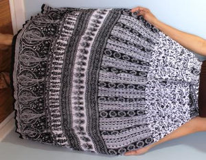 Broomstick Skirt ! Black and white Crinkle Rayon ! One Size, Fits Most ! Peasant Boho !!