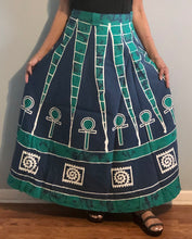 Load image into Gallery viewer, 100% Cotton Wrap Skirt ! Batik Print ! One Size Fits Most !