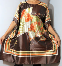 Load image into Gallery viewer, Trendy Tunic Top, Plus Size, Silky Satin, Printed.